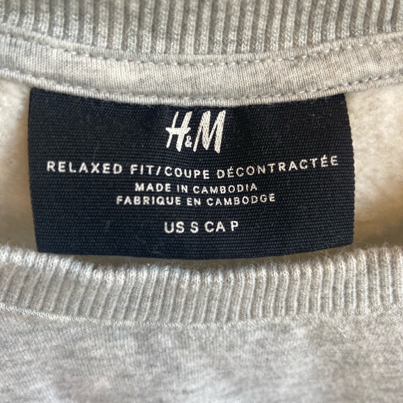 Grey crew neck sweatshirt - Picture 3 of 3